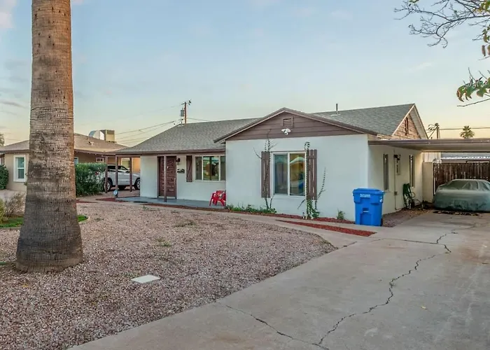 3br With Game Table Bbq & Parking Holiday home Phoenix