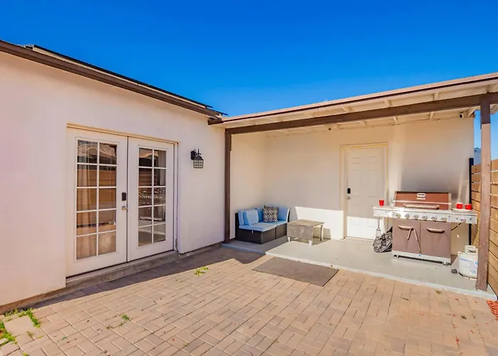 3br With Game Table Bbq & Parking *