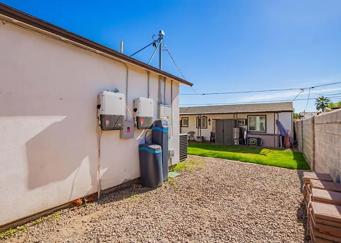Holiday home 3br With Game Table Bbq & Parking Phoenix